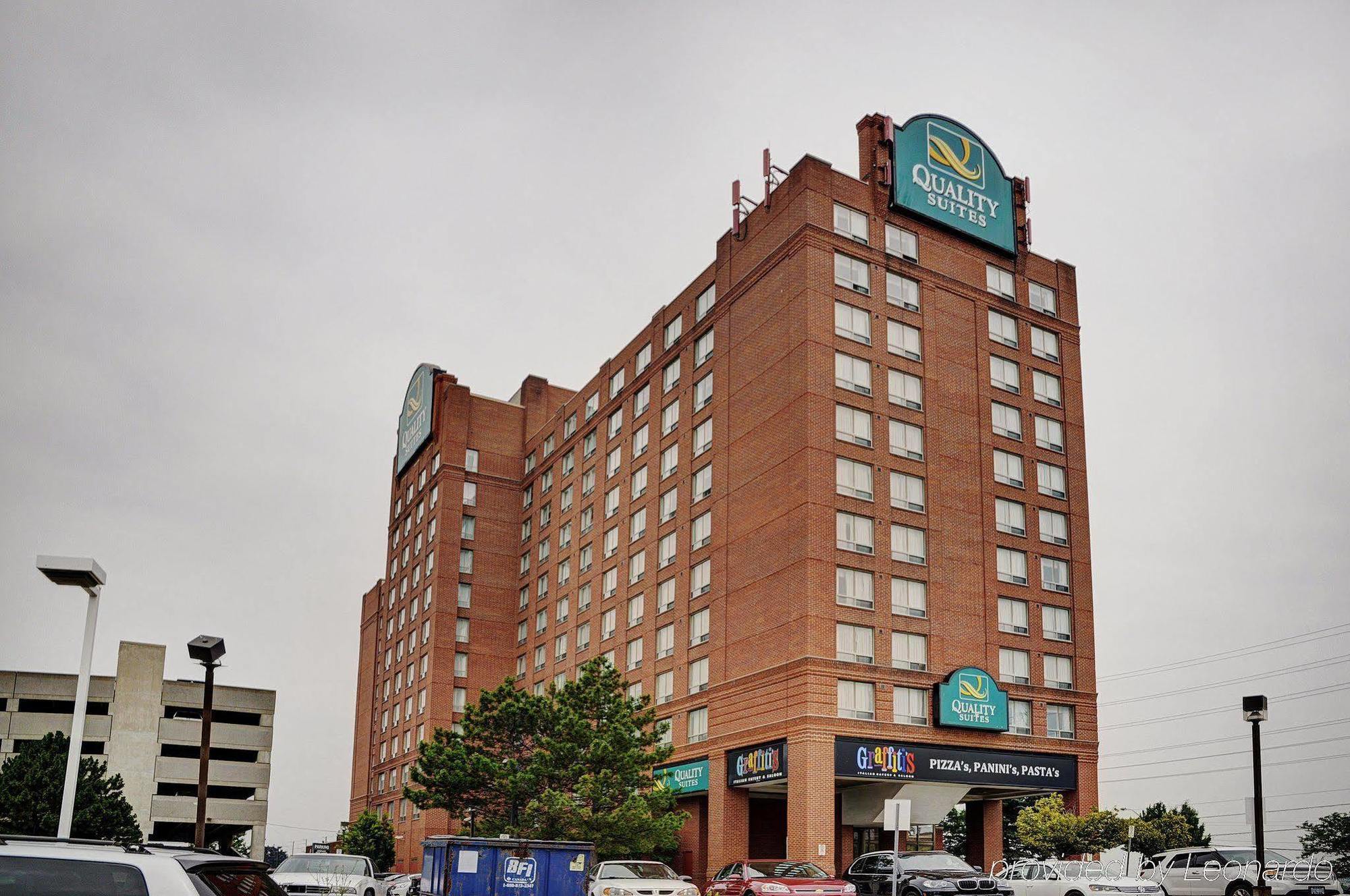 Embassy Suites By Hilton Toronto Airport Bagian luar foto